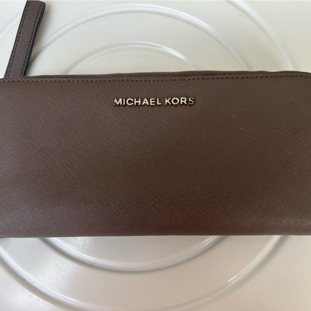 Michael Michael Kors Jet Set Travel Continental Large  Wallet Cinder